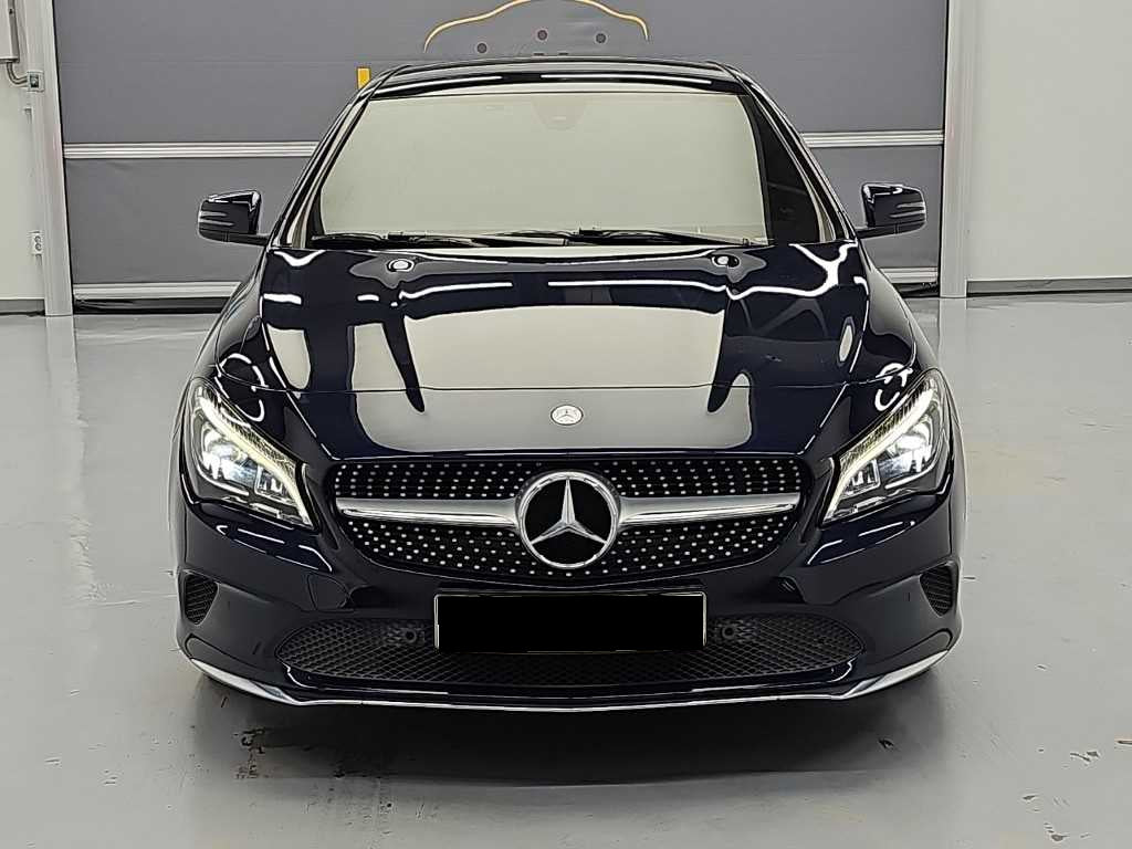 Mercedes-Benz CLA-Class — photo 02