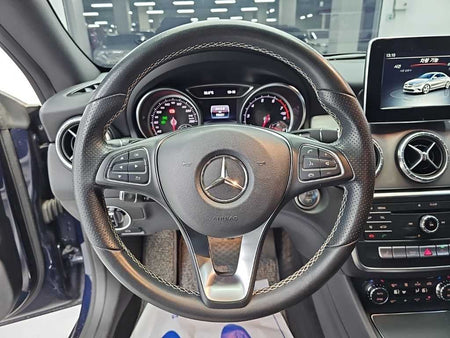 Mercedes-Benz CLA-Class — photo 09