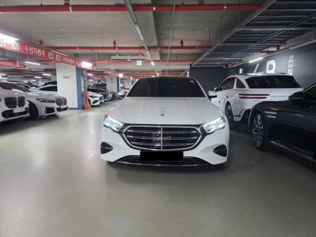 Mercedes-Benz E-Class — photo 01