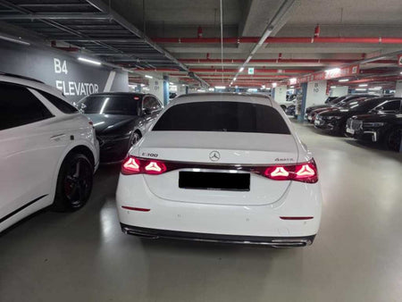 Mercedes-Benz E-Class — photo 05
