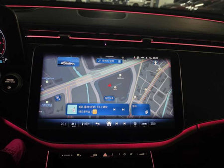 Mercedes-Benz E-Class — photo 17