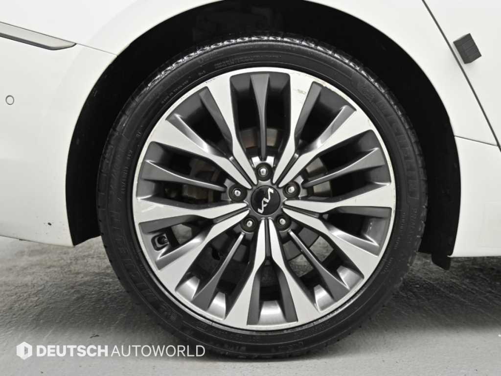 Kia K8 — photo 05