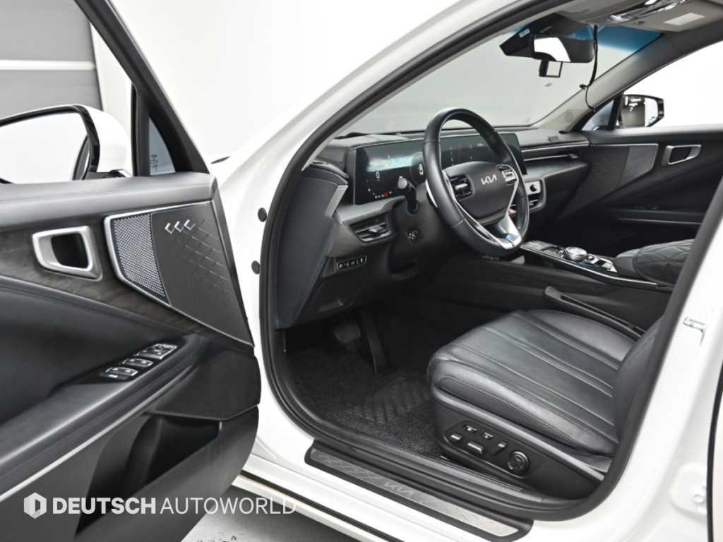 Kia K8 — photo 11