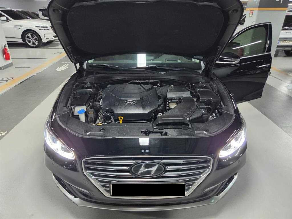 Hyundai Grandeur — photo 05
