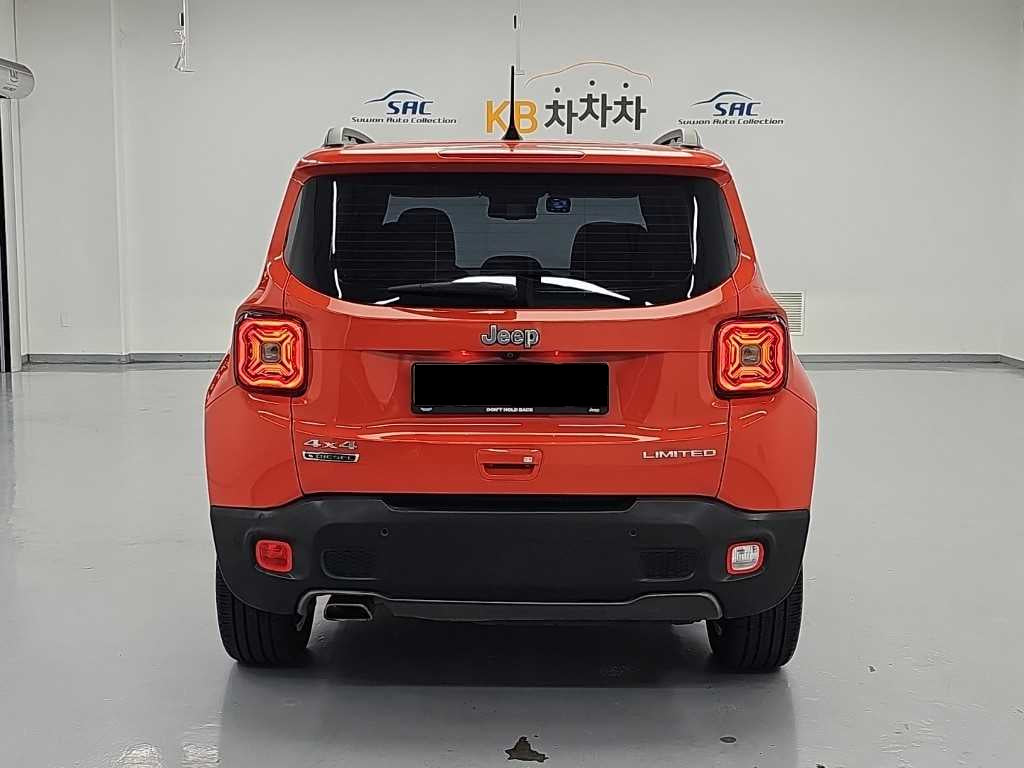 Jeep Renegade — photo 03