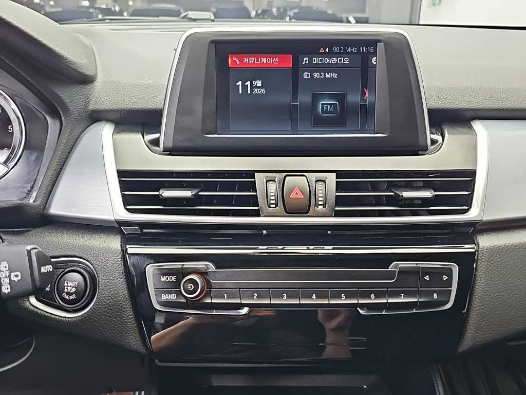 BMW 2-Series — photo 10