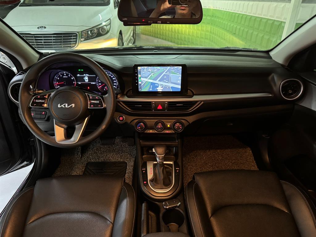 Kia K3 — photo 08