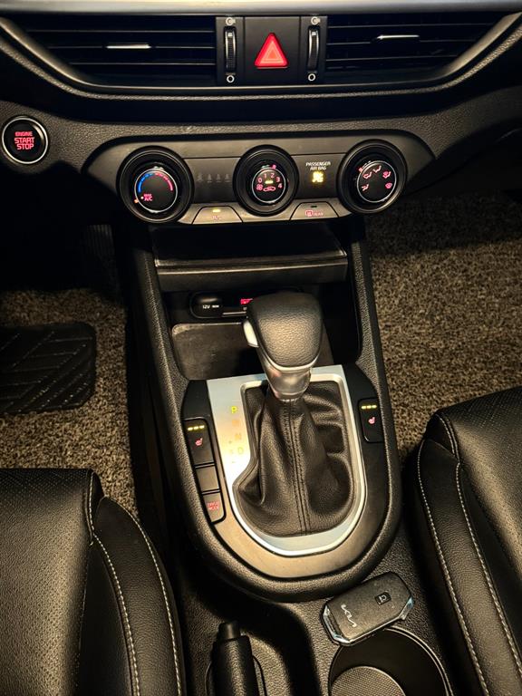 Kia K3 — photo 14