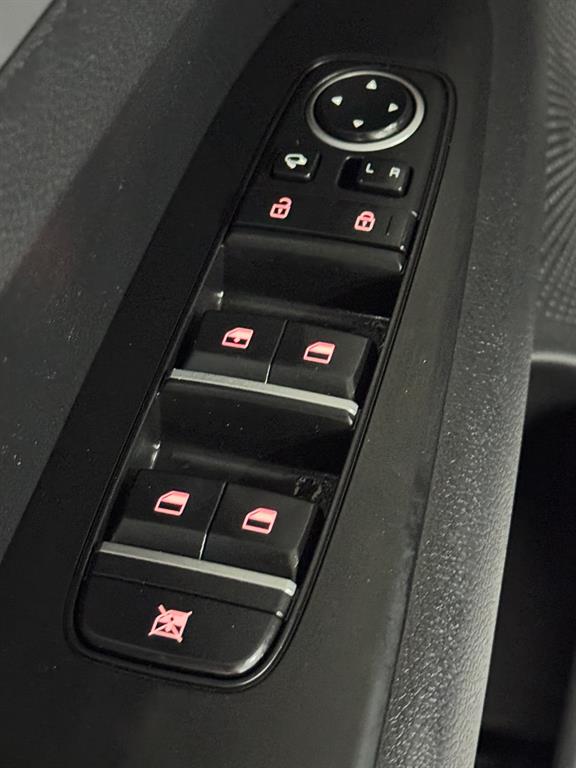 Kia K3 — photo 15
