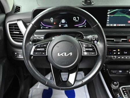 Kia Seltos — photo 13