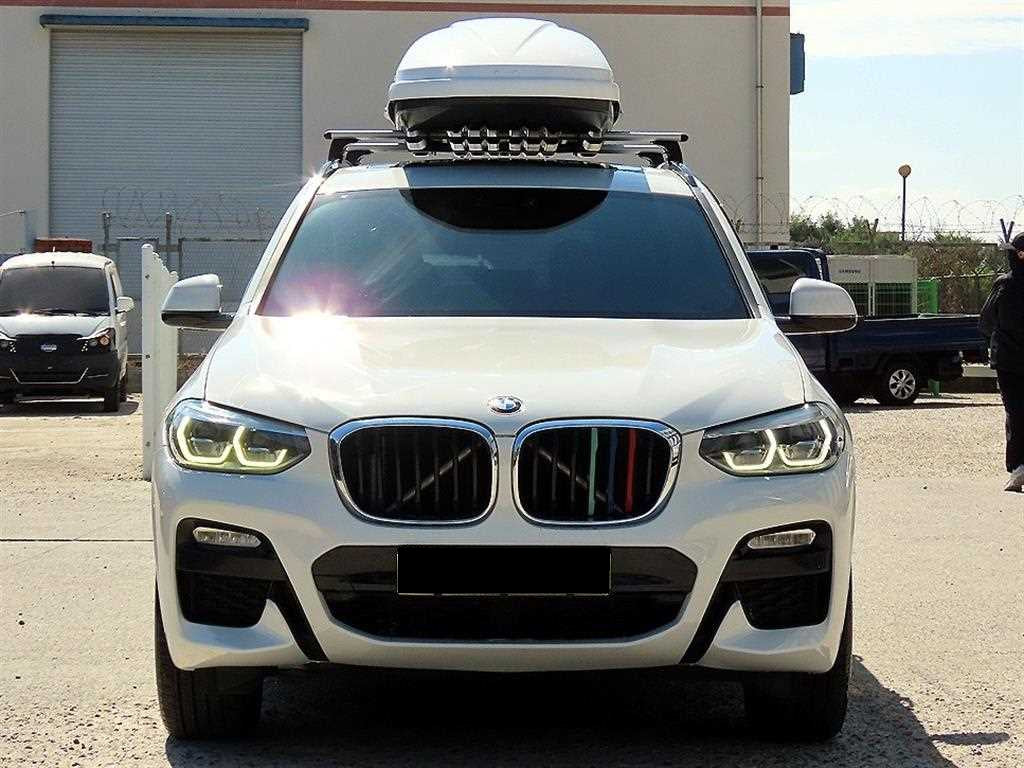BMW X3 — photo 01