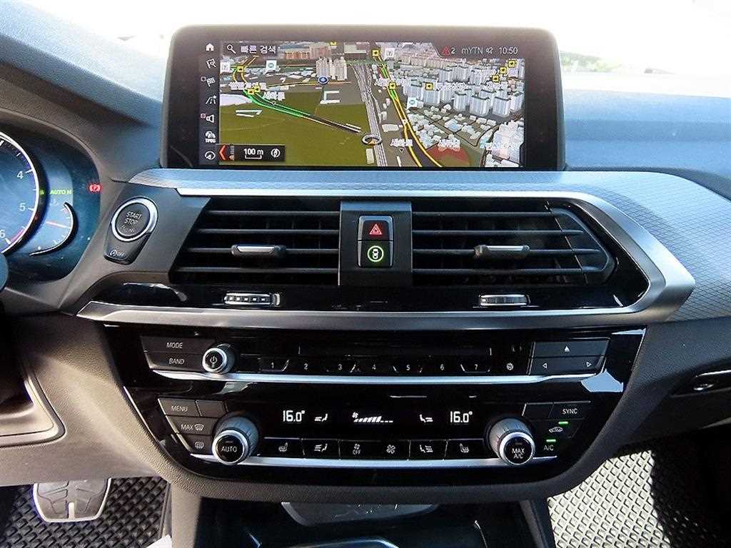 BMW X3 — photo 13