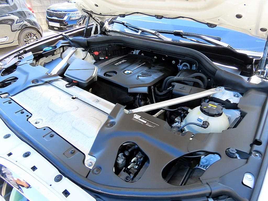 BMW X3 — photo 19