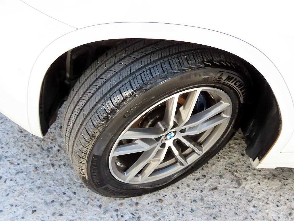 BMW X3 — photo 20