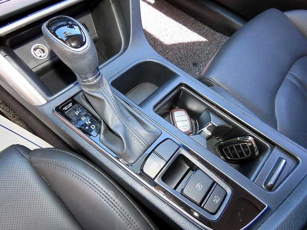 Hyundai Sonata — photo 10