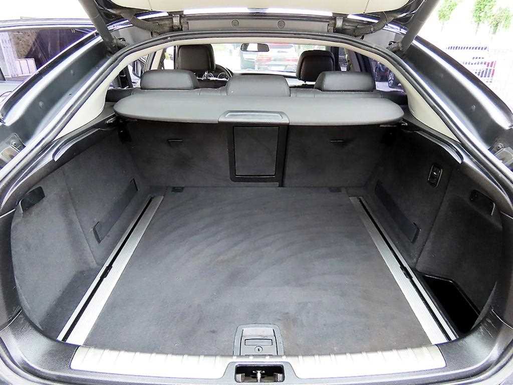 BMW X6 — photo 17