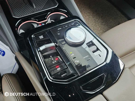 BMW 5-Series — photo 09