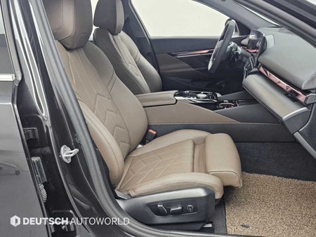 BMW 5-Series — photo 10
