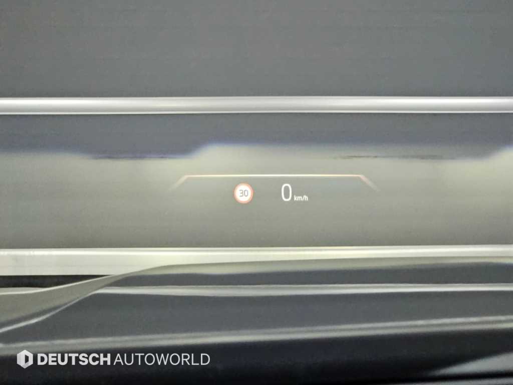 BMW 5-Series — photo 17