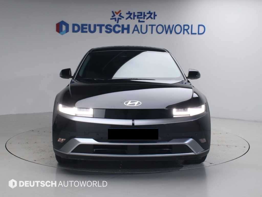 Hyundai Ioniq5 — photo 03