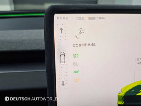 Tesla Model 3 — photo 09