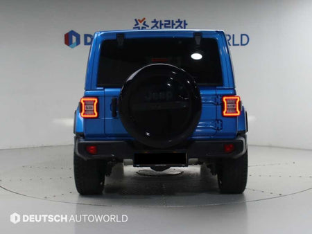 Jeep Wrangler — photo 04