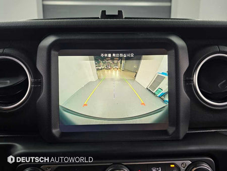 Jeep Wrangler — photo 15