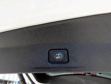Ford Explorer — photo 16