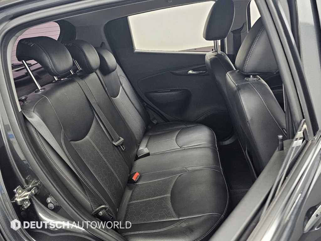 CHEVROLET Spark — photo 12
