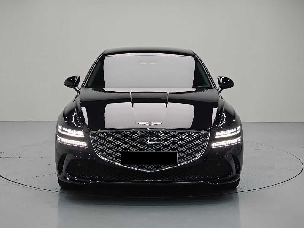 Genesis G80 — photo 02
