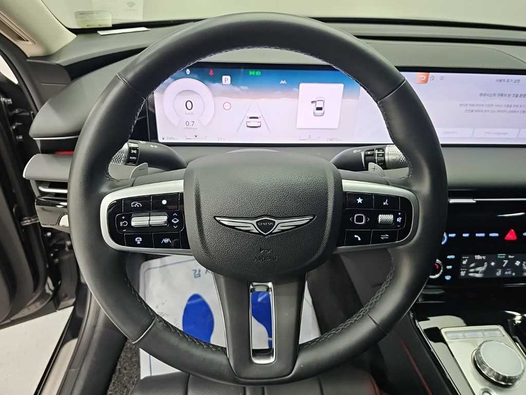 Genesis G80 — photo 09