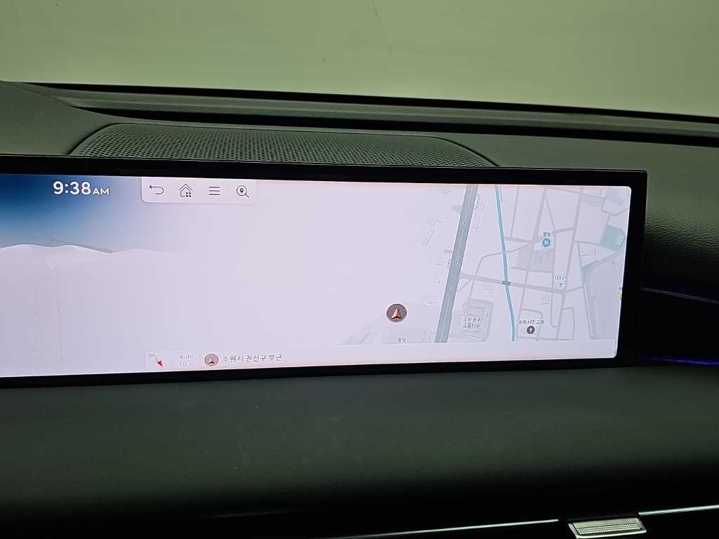 Genesis G80 — photo 16