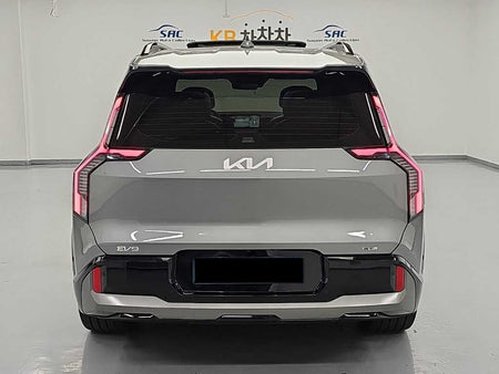 Kia EV9 — photo 03