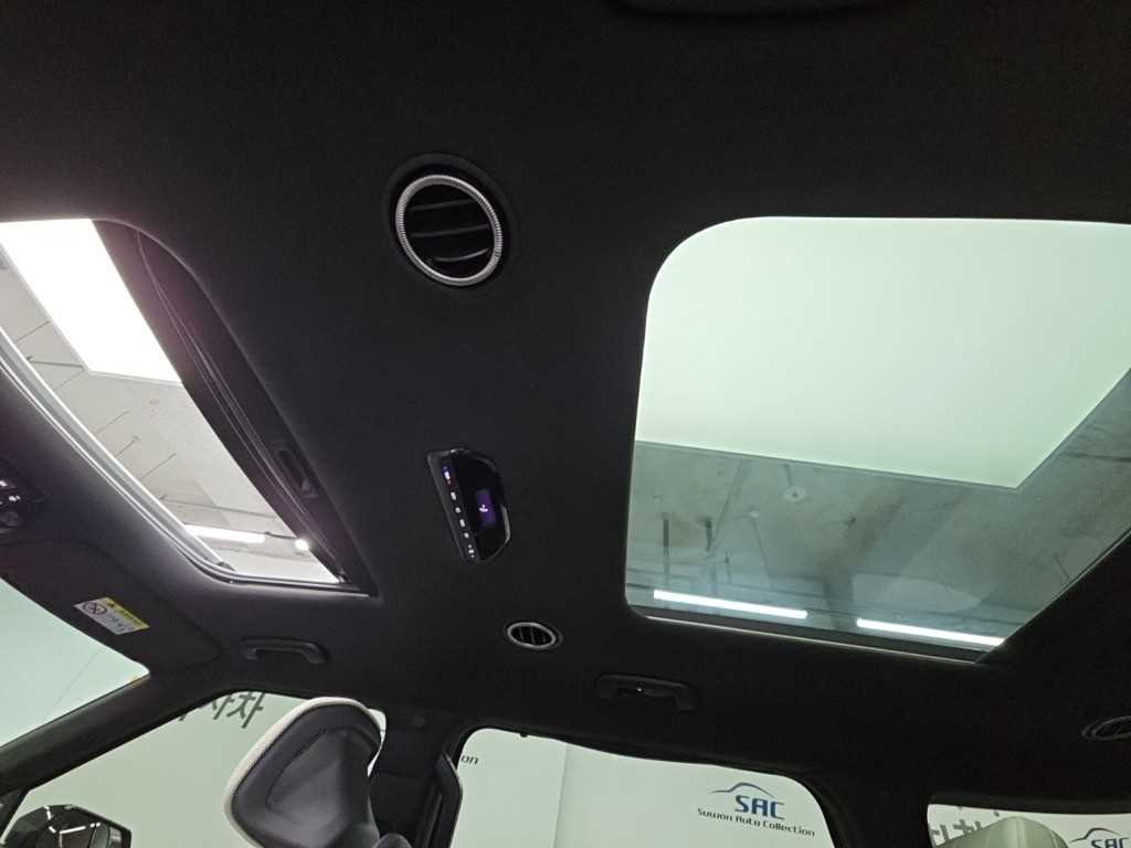 Kia EV9 — photo 16