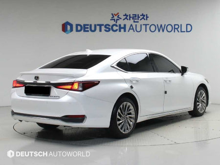 Lexus ES — photo 02