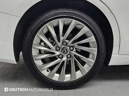Lexus ES — photo 05