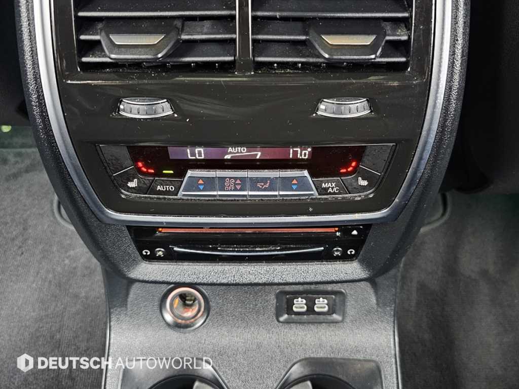 BMW X7 — photo 16