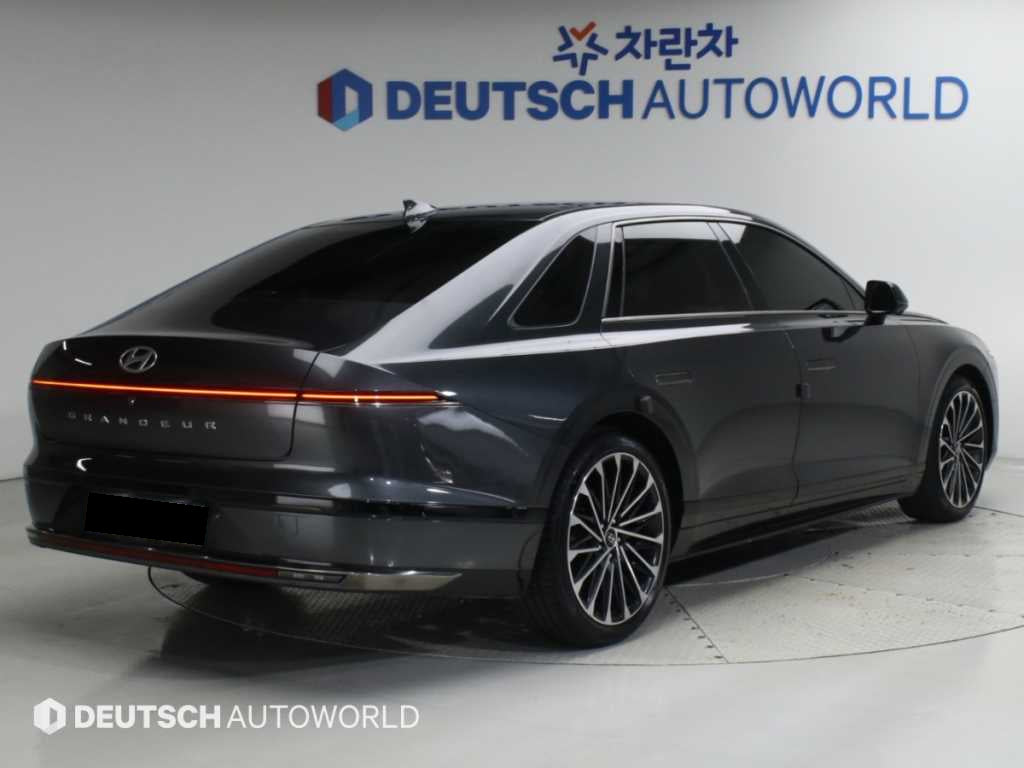 Hyundai Grandeur — photo 02