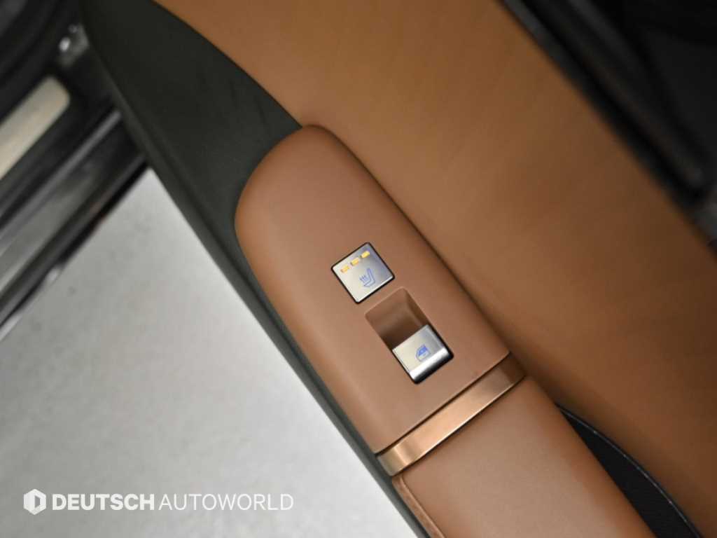 Hyundai Grandeur — photo 16