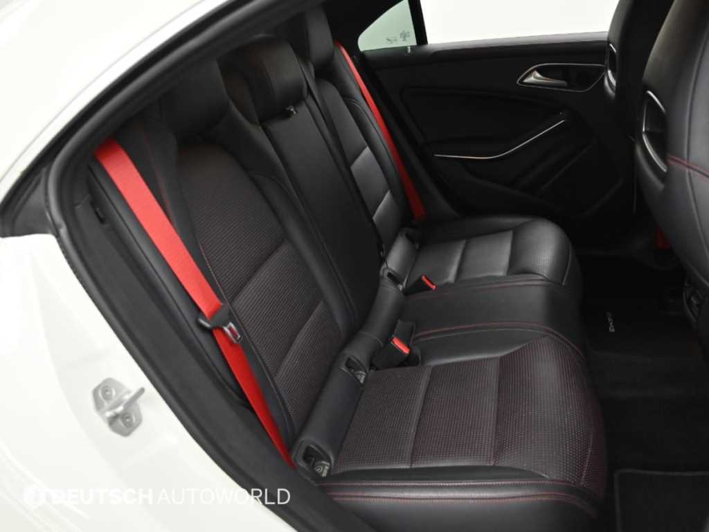 Mercedes-Benz CLA-Class — photo 12