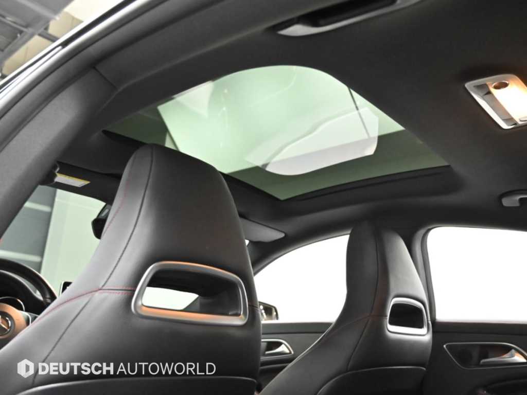 Mercedes-Benz CLA-Class — photo 18