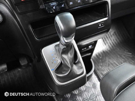 Hyundai Staria — photo 09