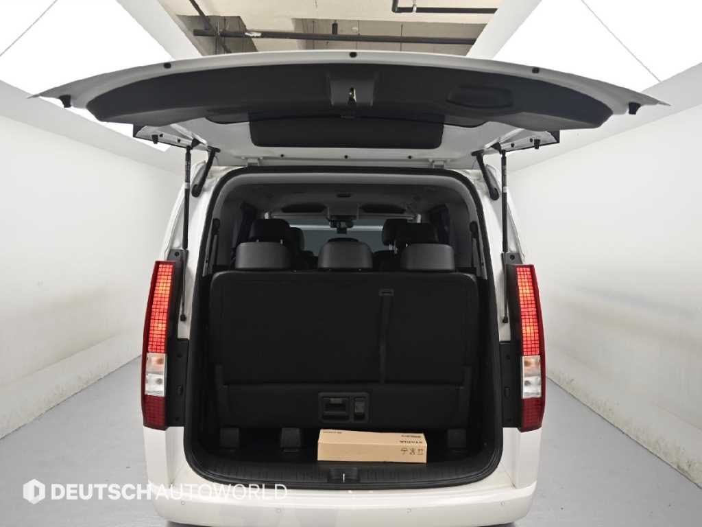 Hyundai Staria — photo 19