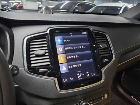 Volvo XC90 — photo 10