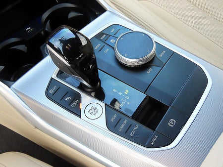 BMW 3-Series — photo 11