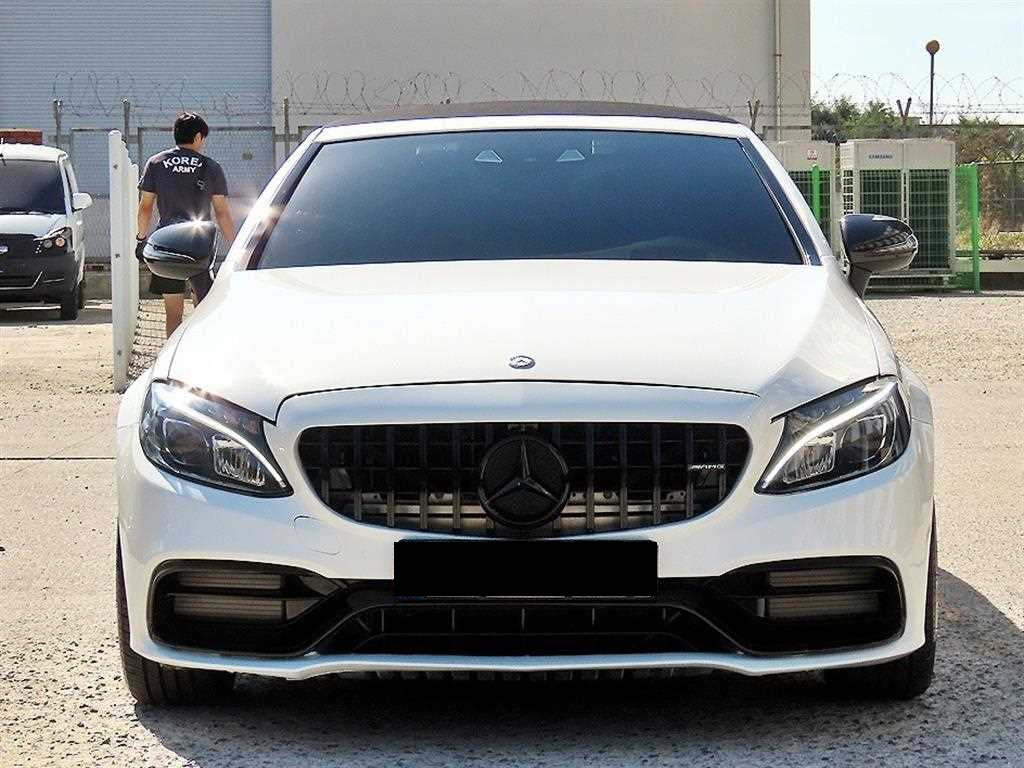 Mercedes-Benz C-Class — photo 01