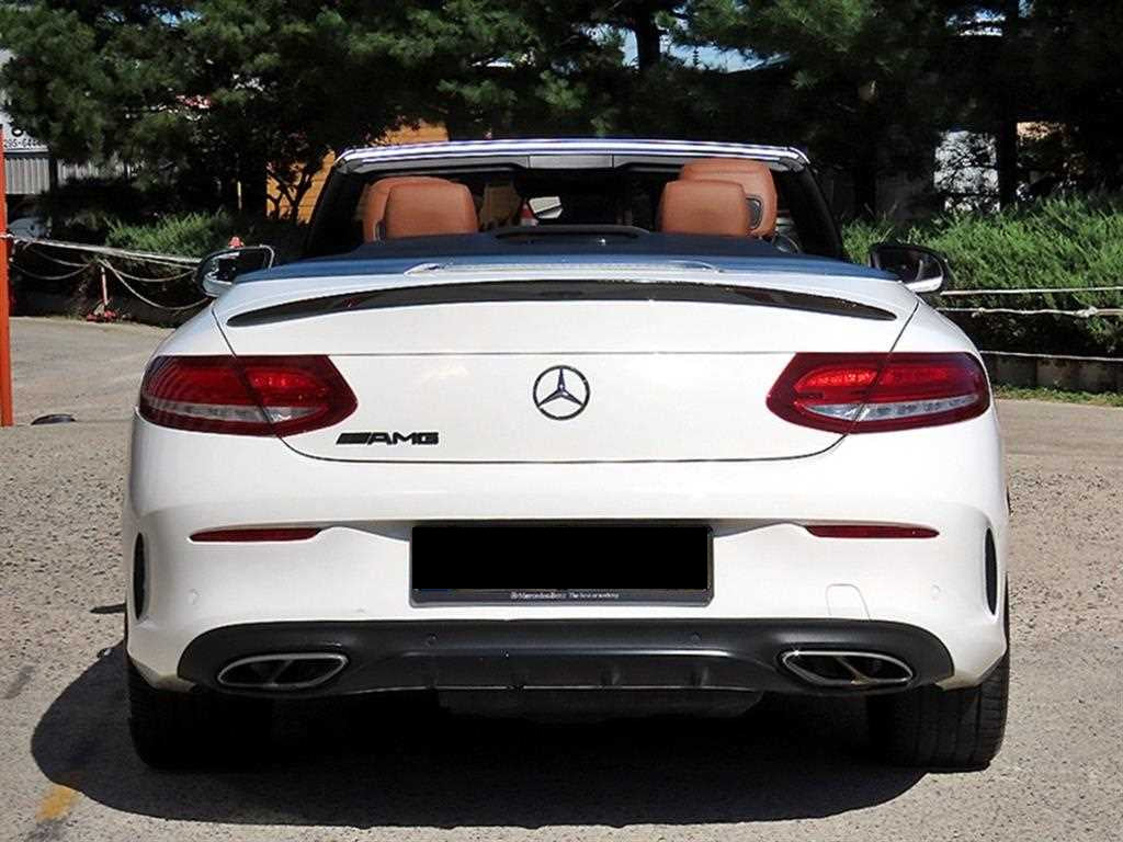 Mercedes-Benz C-Class — photo 08