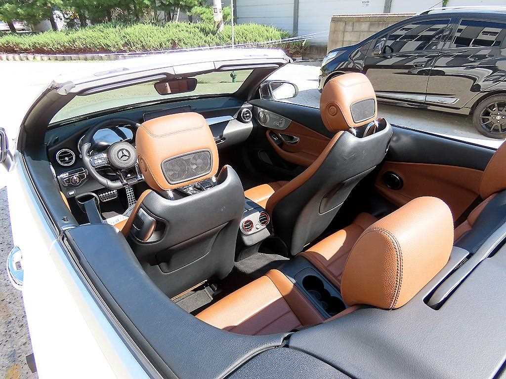 Mercedes-Benz C-Class — photo 09