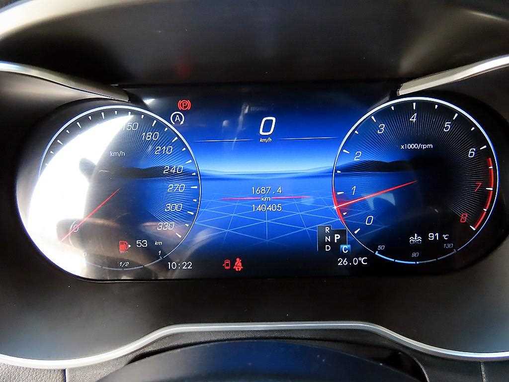 Mercedes-Benz C-Class — photo 14