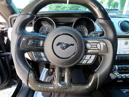 Ford Mustang — photo 08